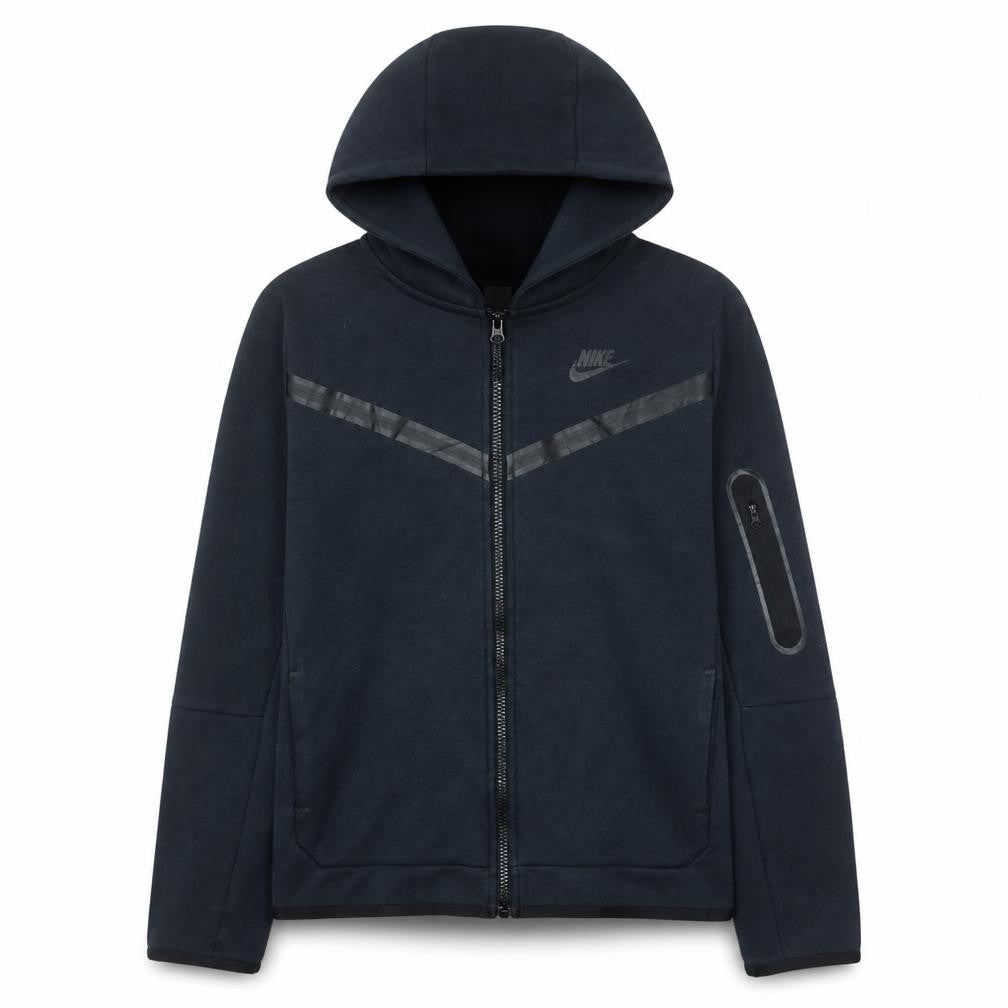 Front view of Nike boys’ black full zip hoodie xl (158-170cm) fleece sweatshirt