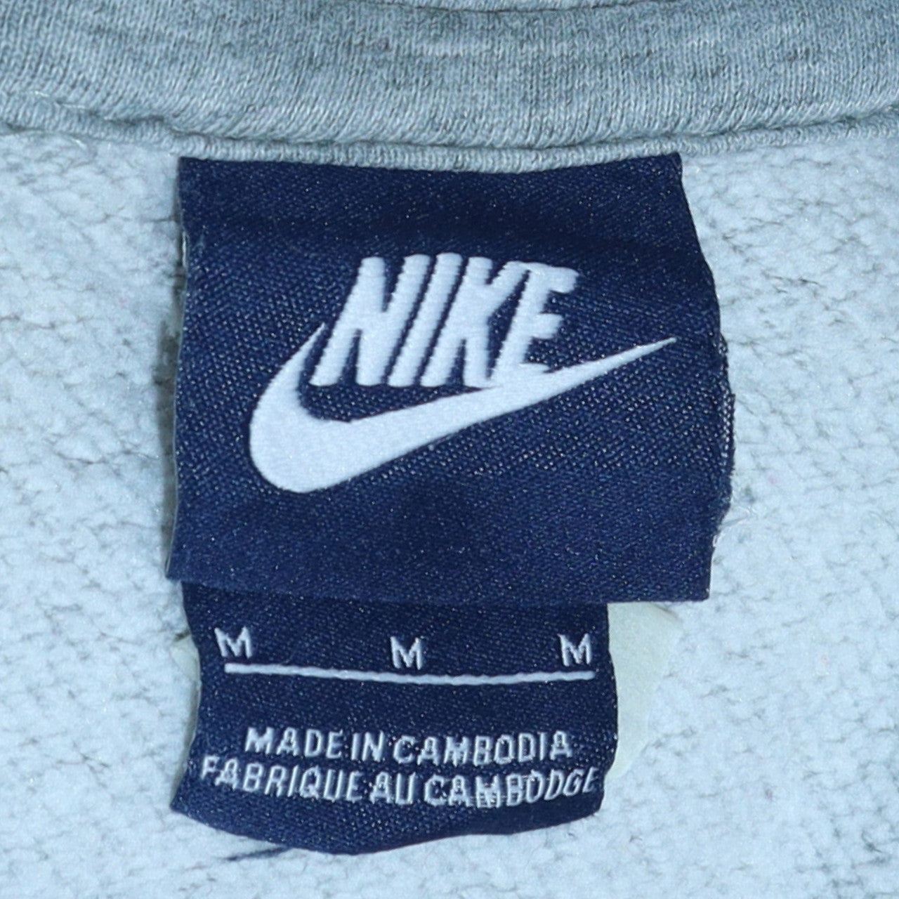 Nike Men's Grey Pullover Hoodie Medium Graphic Sportswear