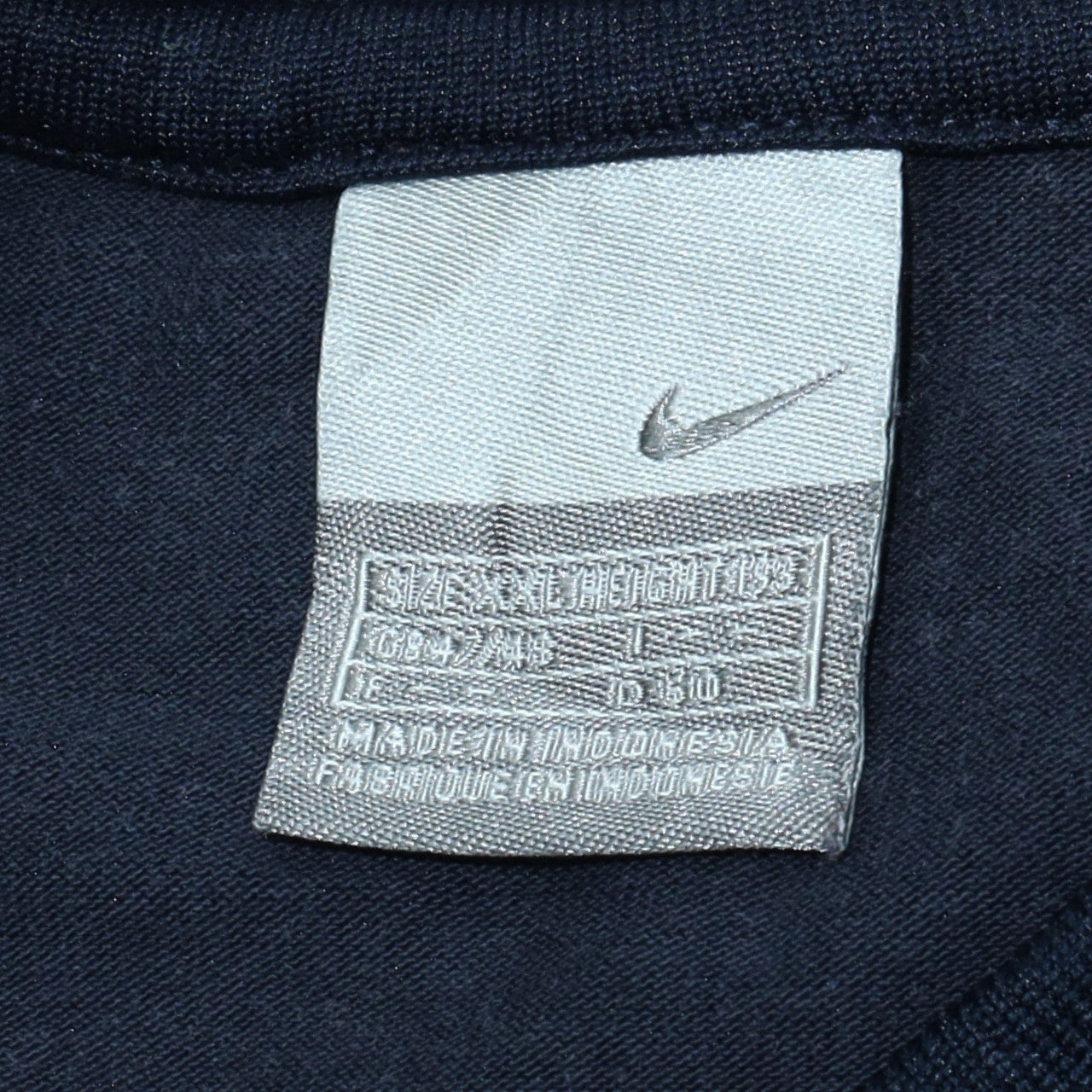 Nike Men's Navy V-Neck Short Sleeve T-Shirt L