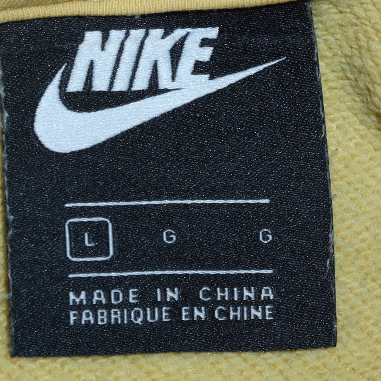 Nike Men’s Yellow Pullover Hoodie Large Fleece Logo Sweatshirt