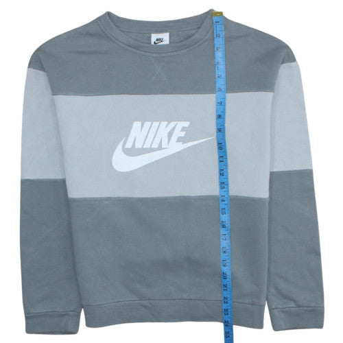 Nike Boys Grey Colourblock Crew Neck Sweatshirt XL 158-170cm