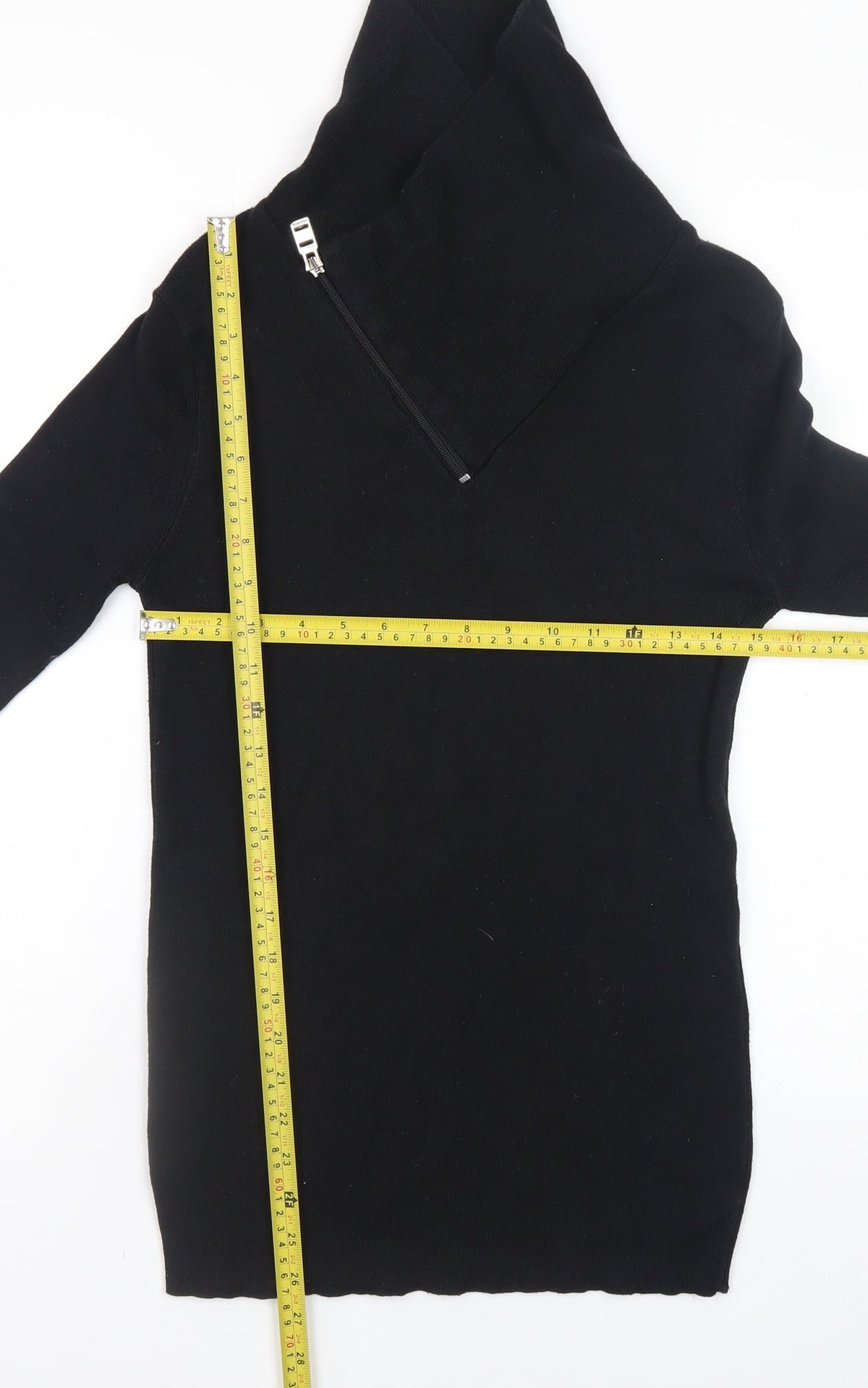 Close-up detail of Stone UK Men’s Black High Neck Zip jumper XL