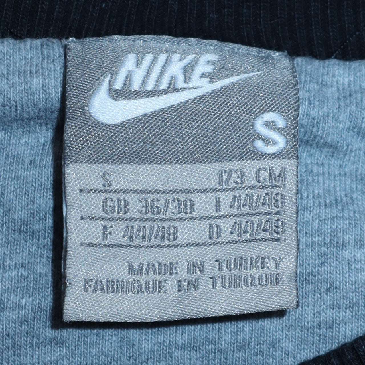 Nike Men's Black Small Crew Neck Pullover Sweatshirt