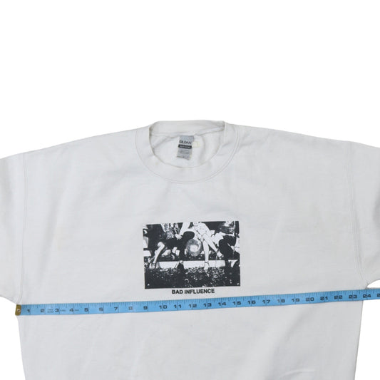 Gildan Women White Graphic Print Pullover Sweatshirt L