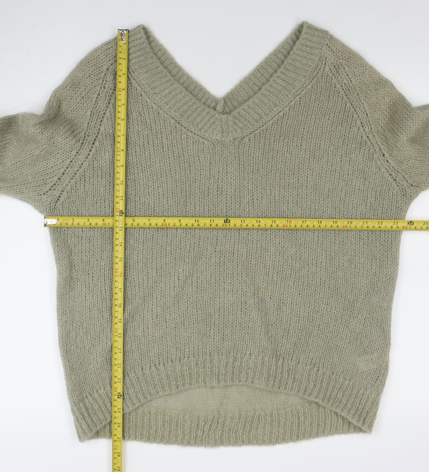 Modern Amity Women’s Green V-Neck Mohair Wool Pullover Jumper Size S