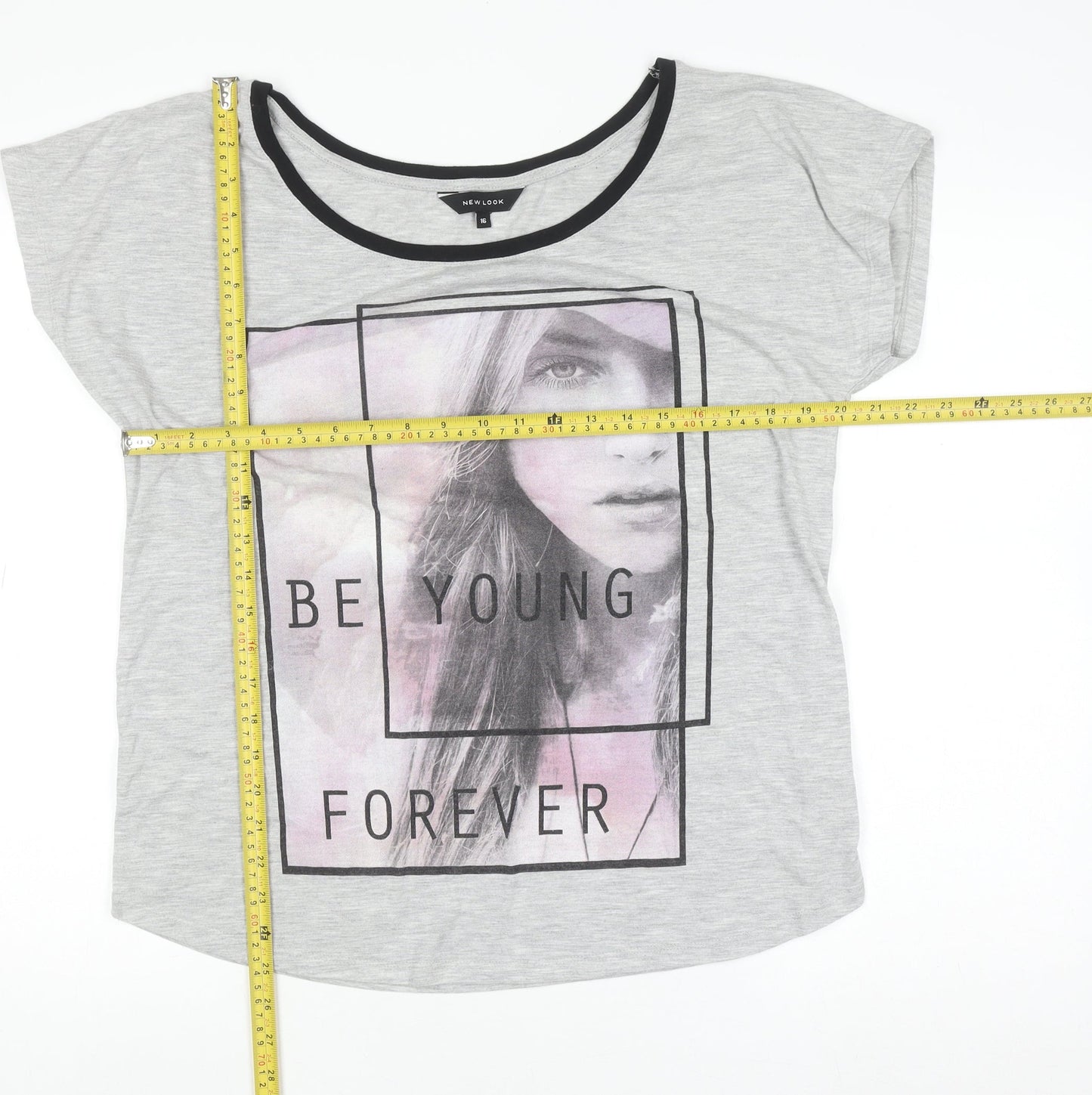 New Look Women Grey Graphic T-Shirt Size 16 Short Sleeve Polyester Viscose