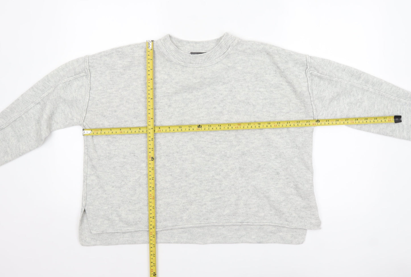 Vince Camuto Women's Grey Knit Crew Neck Jumper Size M