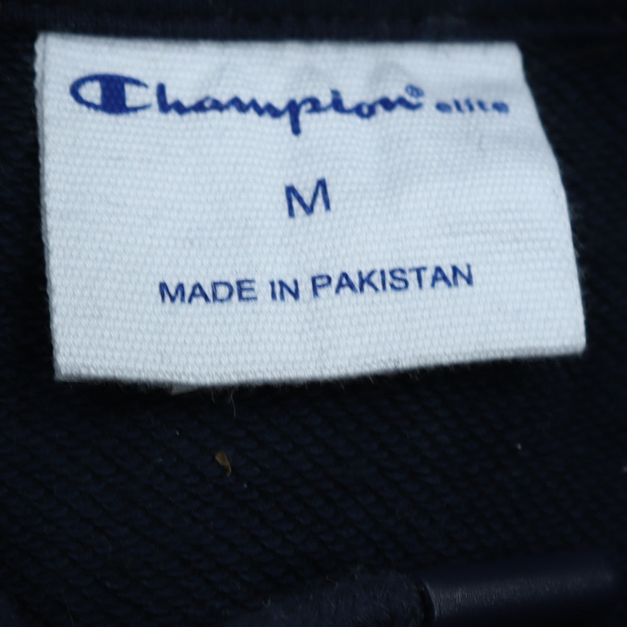 Champion Men’s Navy Blue Pullover Hoodie Size M Cotton Blend