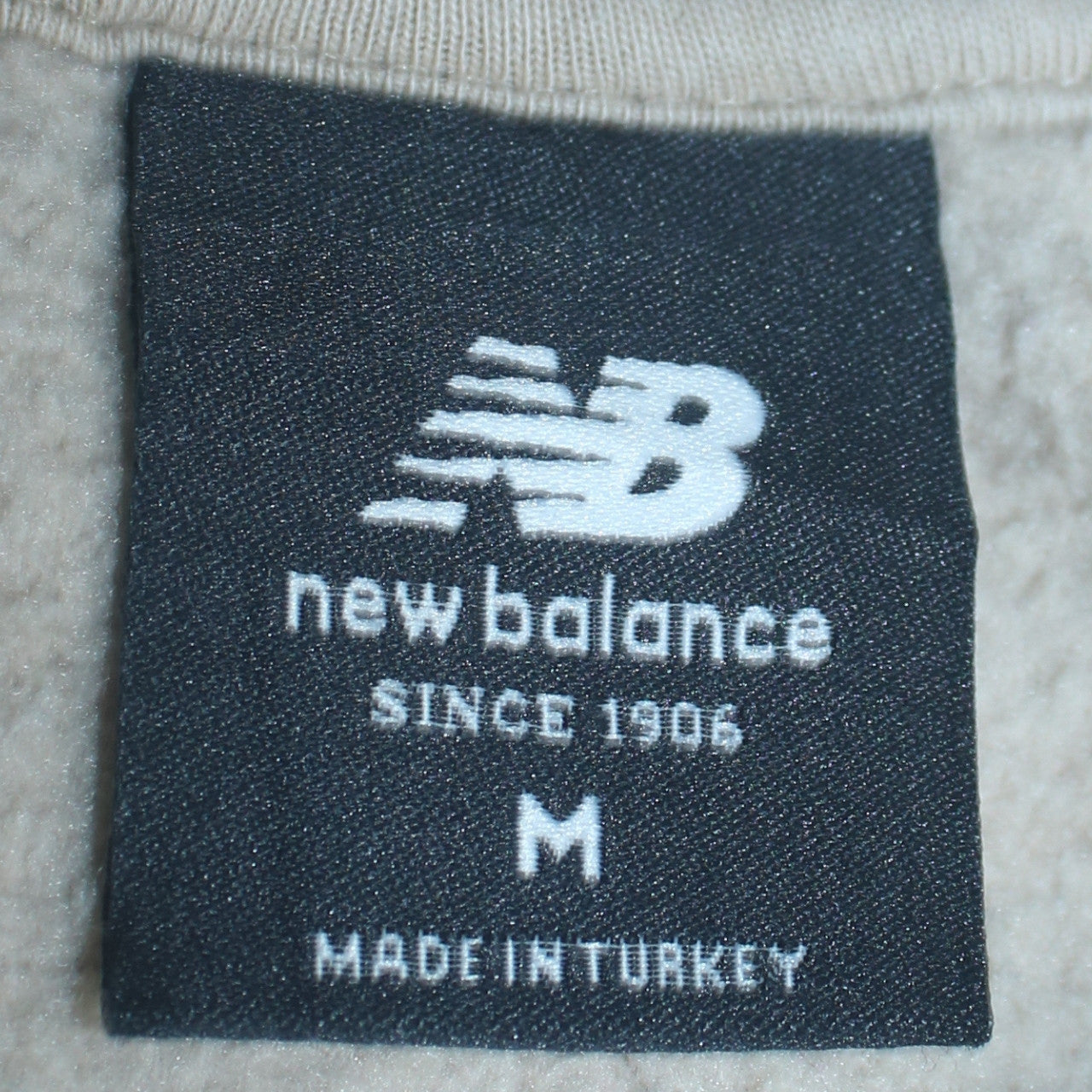 New Balance Womens Beige Crew Neck Pullover Sweatshirt M Cotton Blend