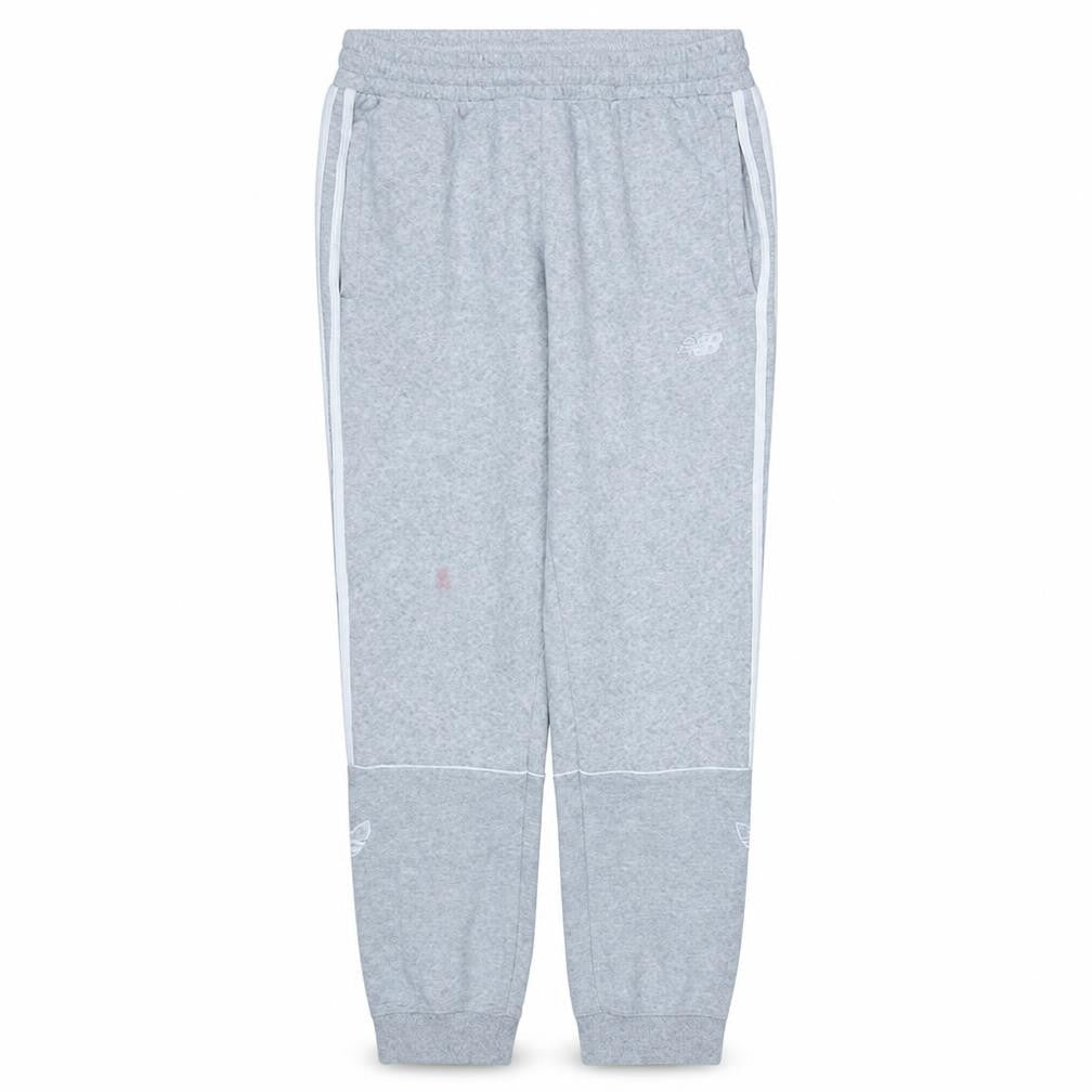 Front view of Adidas men’s grey l sweatpants jogger trousers elastic waist