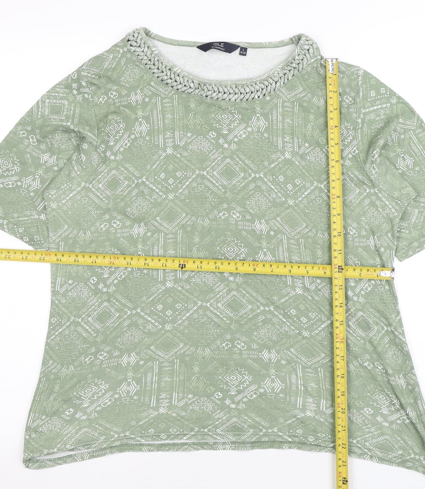 Isle Essentials Women's Green Geometric Cotton Short Sleeve T-Shirt Size 18