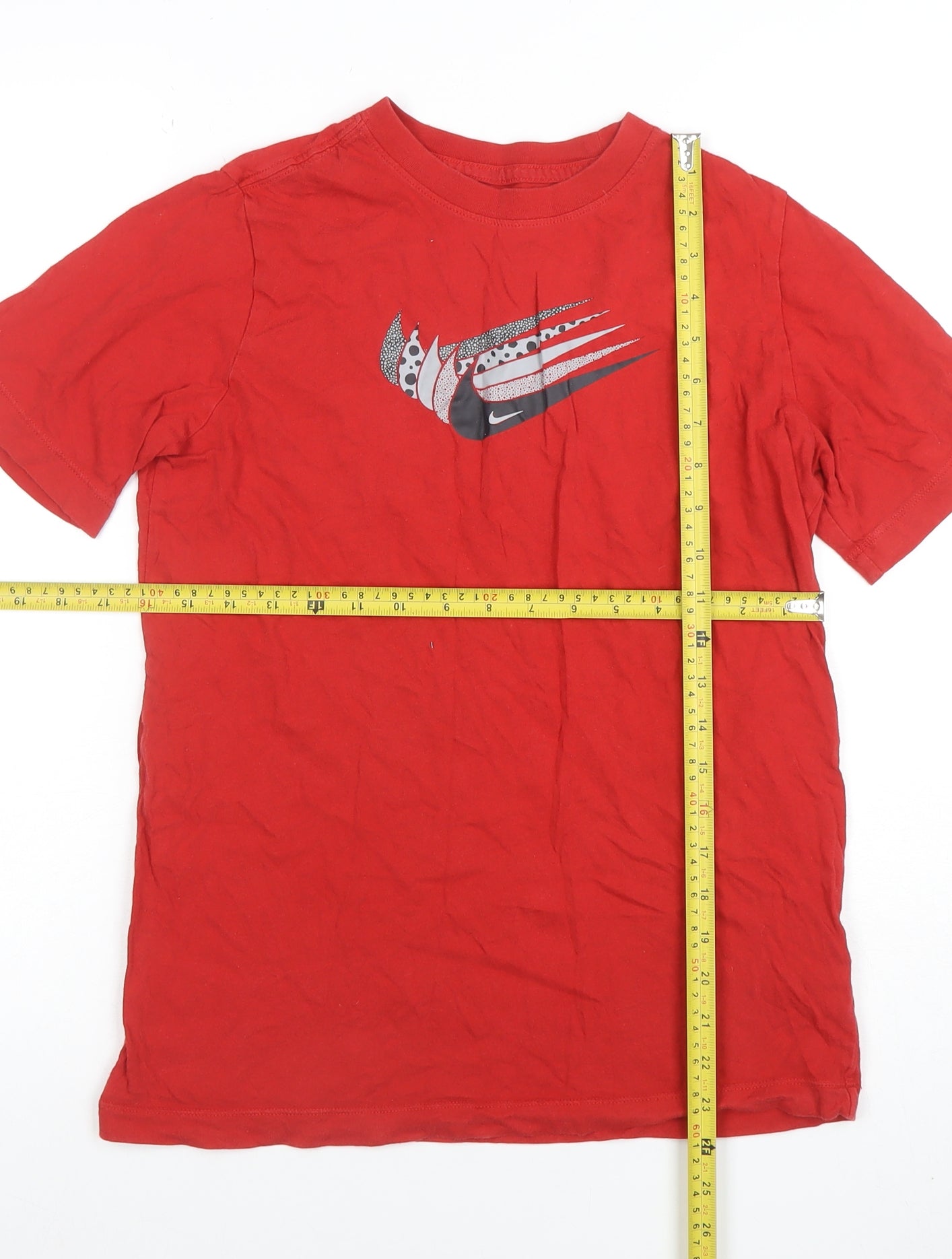 Nike Boys Red XL Sports Logo Cotton Short Sleeve T-Shirt