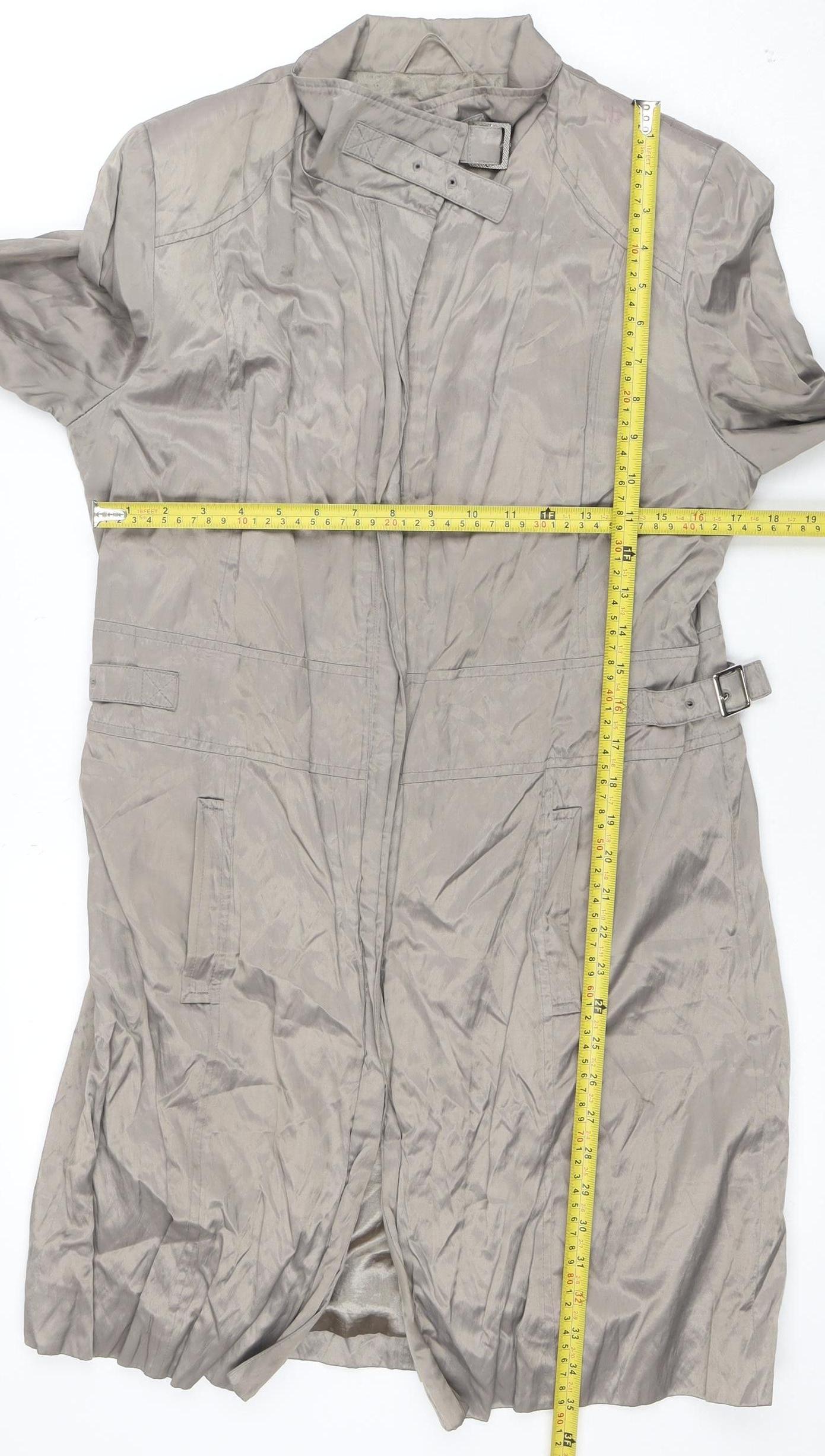 Lakeland Women’s Beige Trench Coat Size M Belted Long Lined Stylish