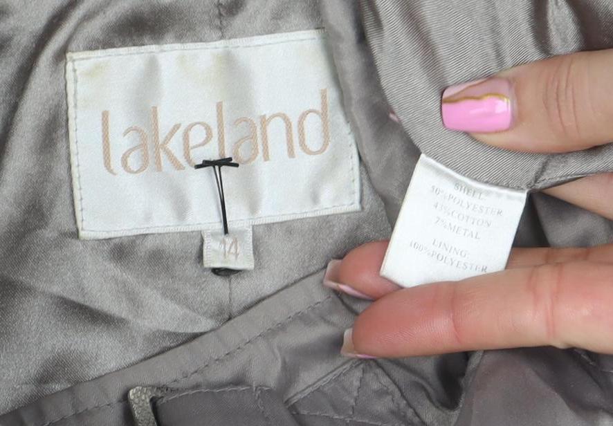 Lakeland Women’s Beige Trench Coat Size M Belted Long Lined Stylish