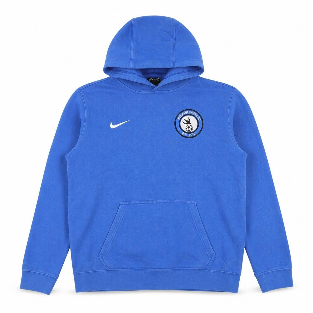 Front view of Nike boys’ blue xl pullover hoodie – football logo graphic sweatshirt