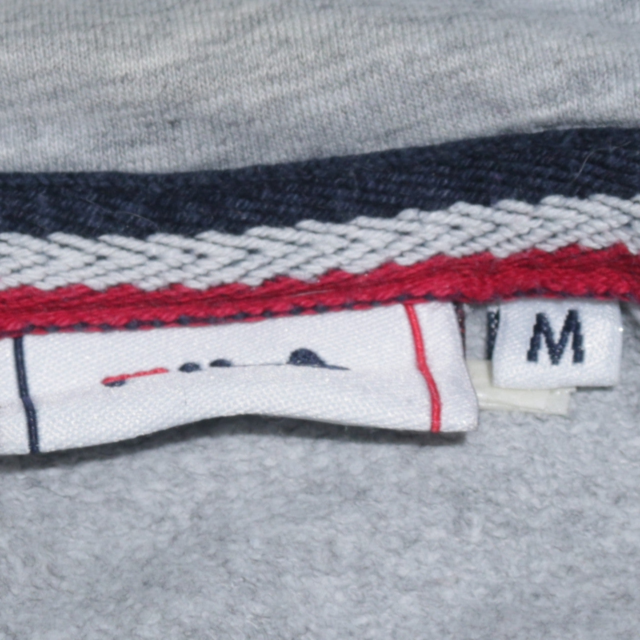 FILA Men's Grey Pullover Hoodie M Logo Sports Sweatshirt