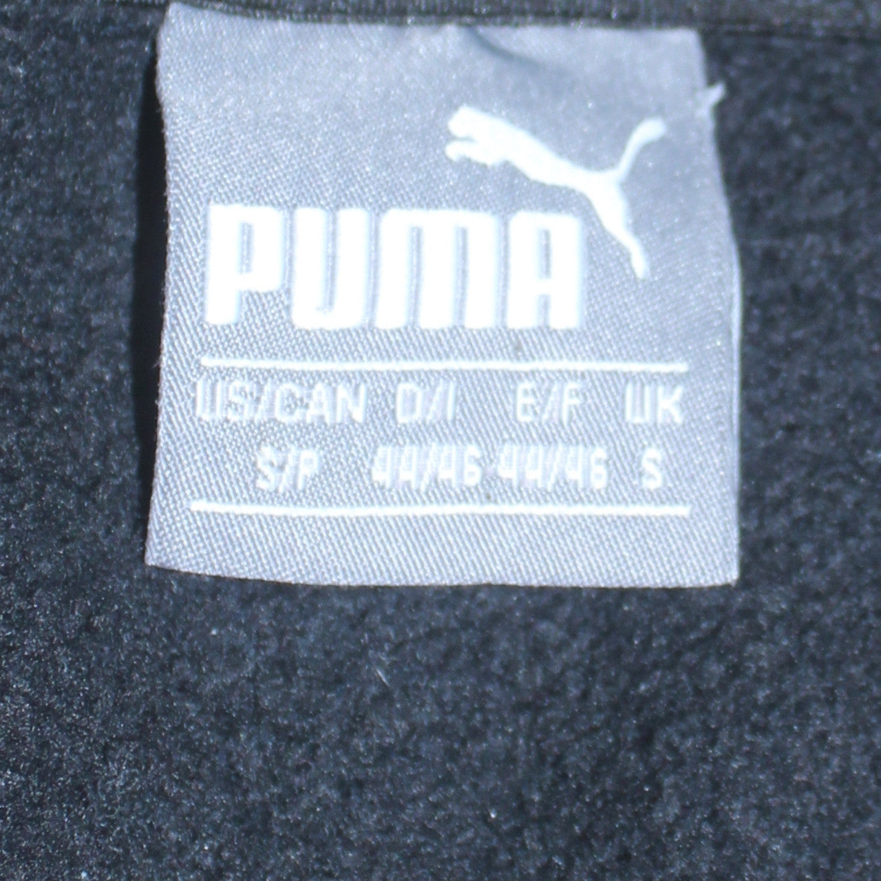 Puma Men’s Black Pullover Hoodie Small Logo Fleece Sweatshirt