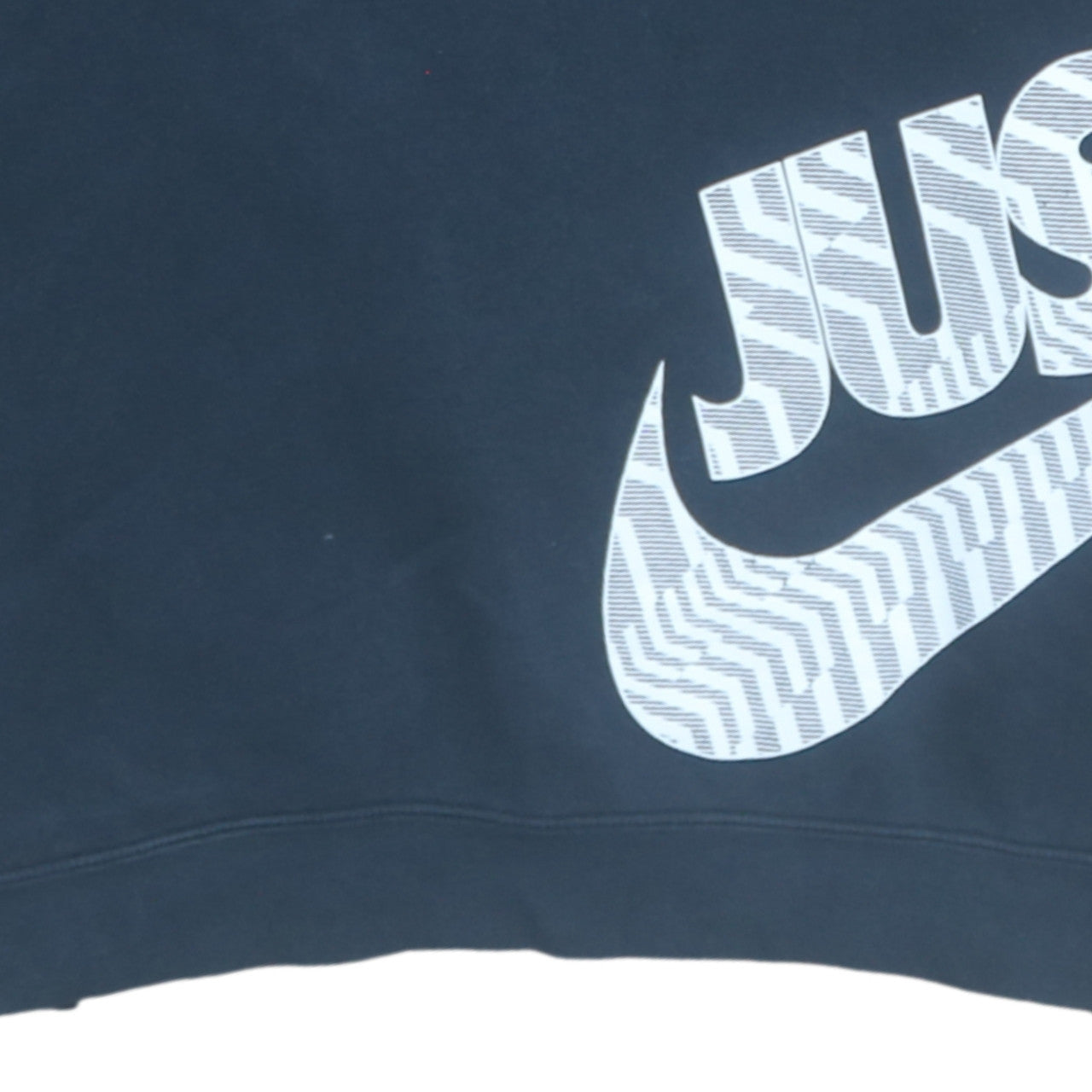 Nike Men's Black Medium Pullover Graphic Sweatshirt