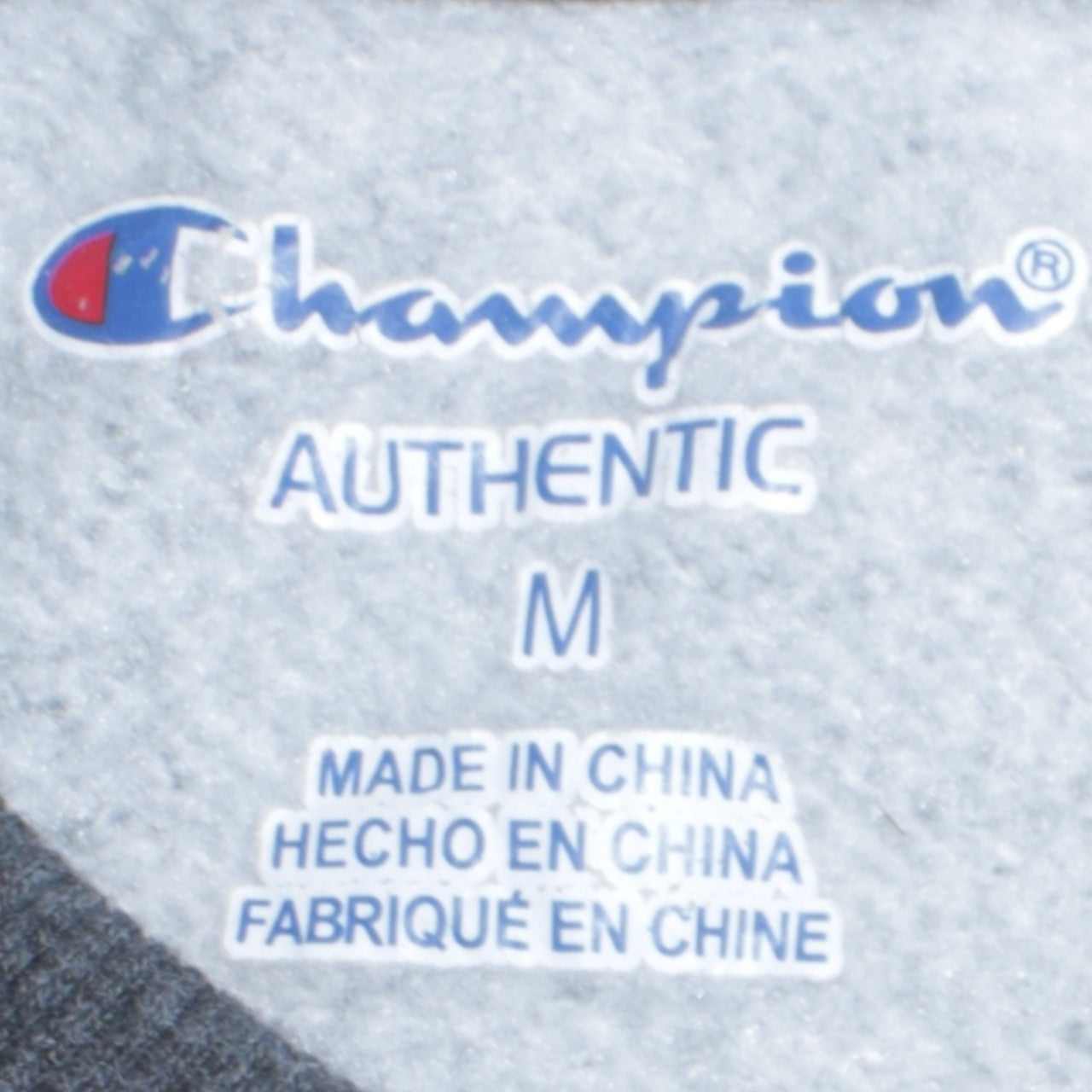 Champion Men’s Grey Embroidered Logo Pullover Sweatshirt M