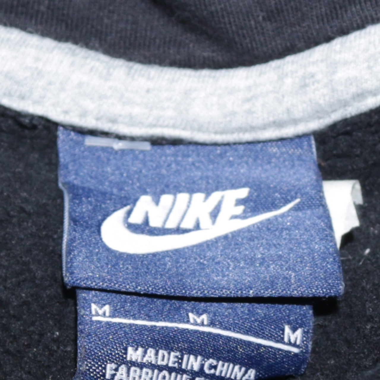 Nike Men's Black M Pullover Hoodie Fleece Sweatshirt