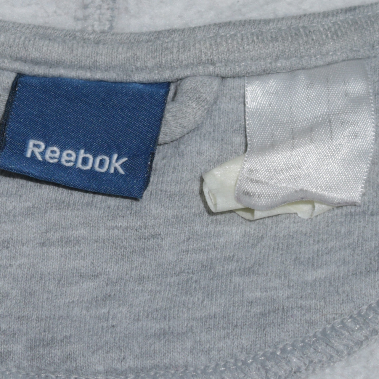 Reebok Men’s Grey Full Zip Hoodie Size M Regular Fit