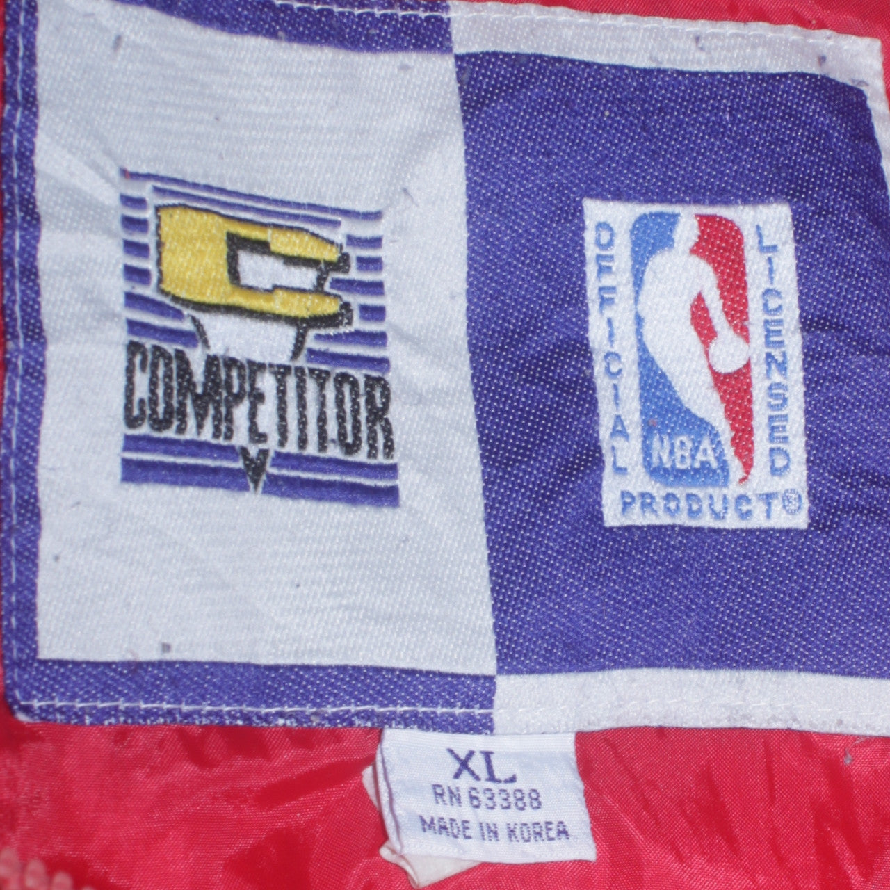 Competitor Men’s Red Chicago Bulls Hooded Puffer Jacket XL Vintage NBA