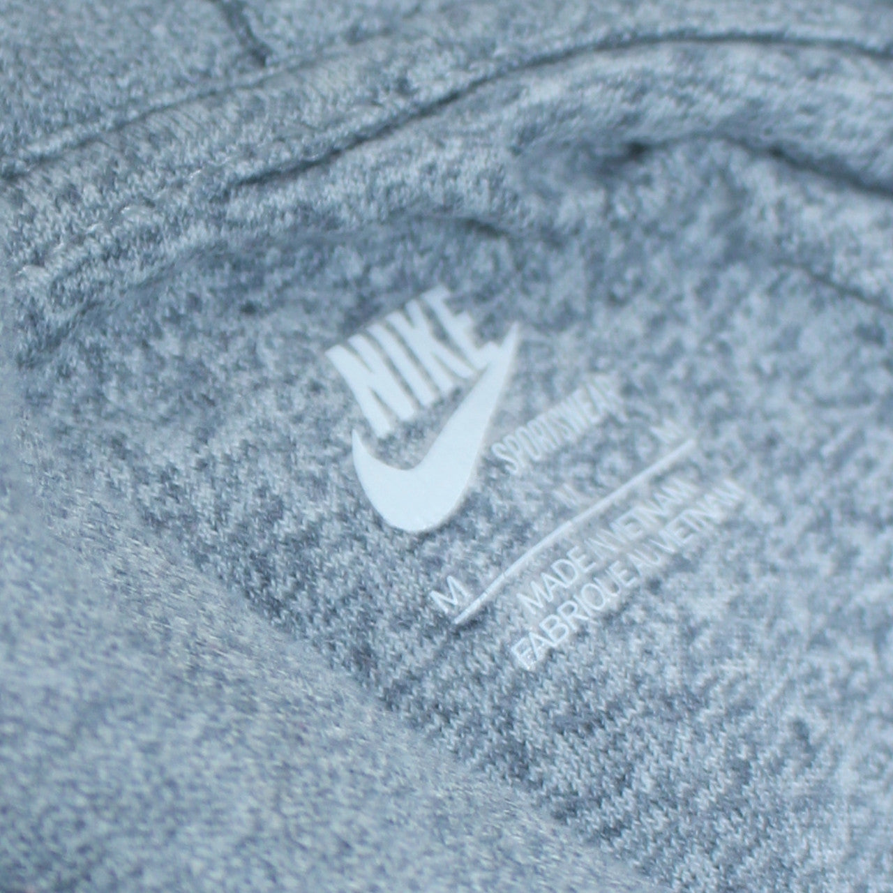 Nike Men Grey Short Sleeve Pullover Hoodie M Sportswear Fleece