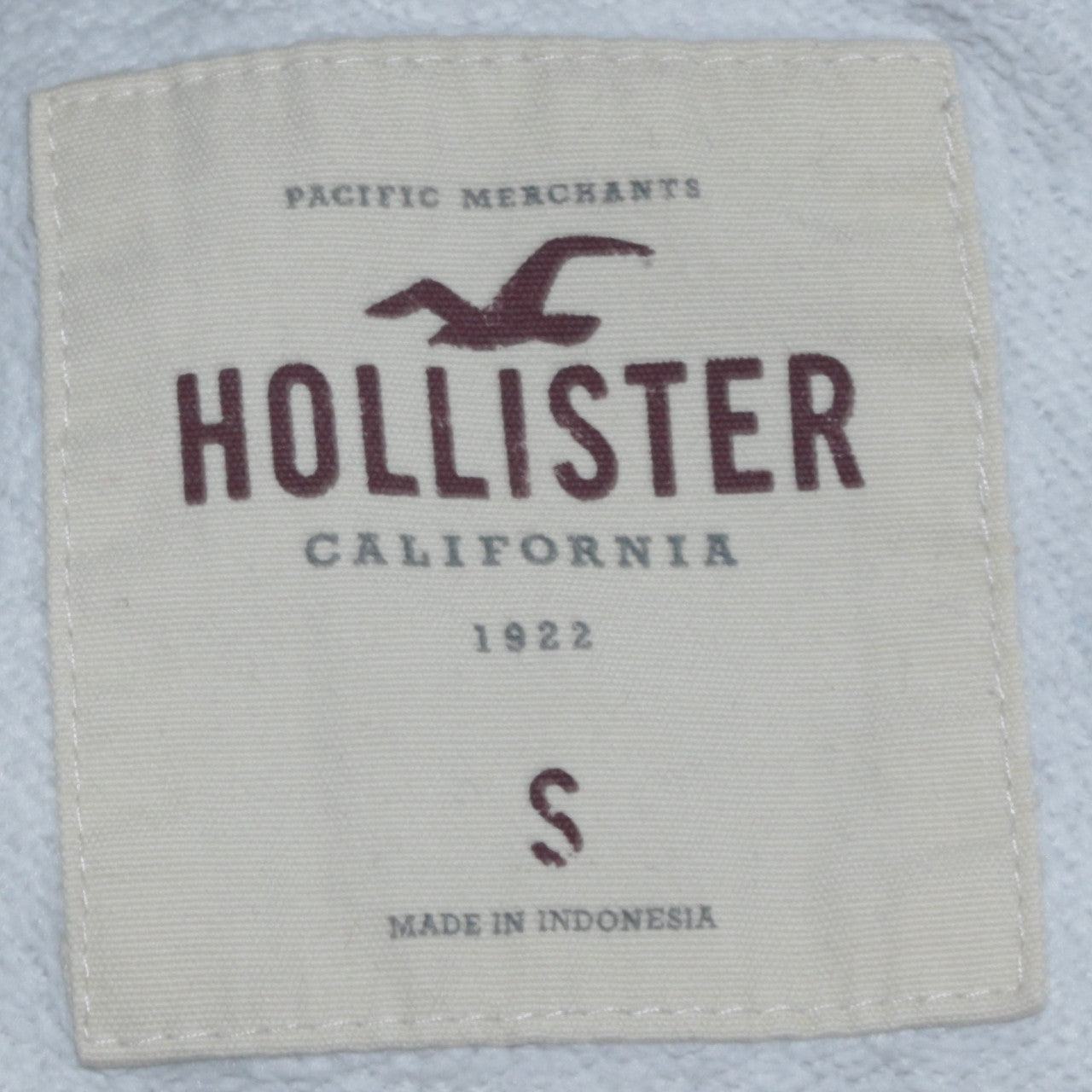 Hollister Women's Camouflage Pullover Hoodie Green Small