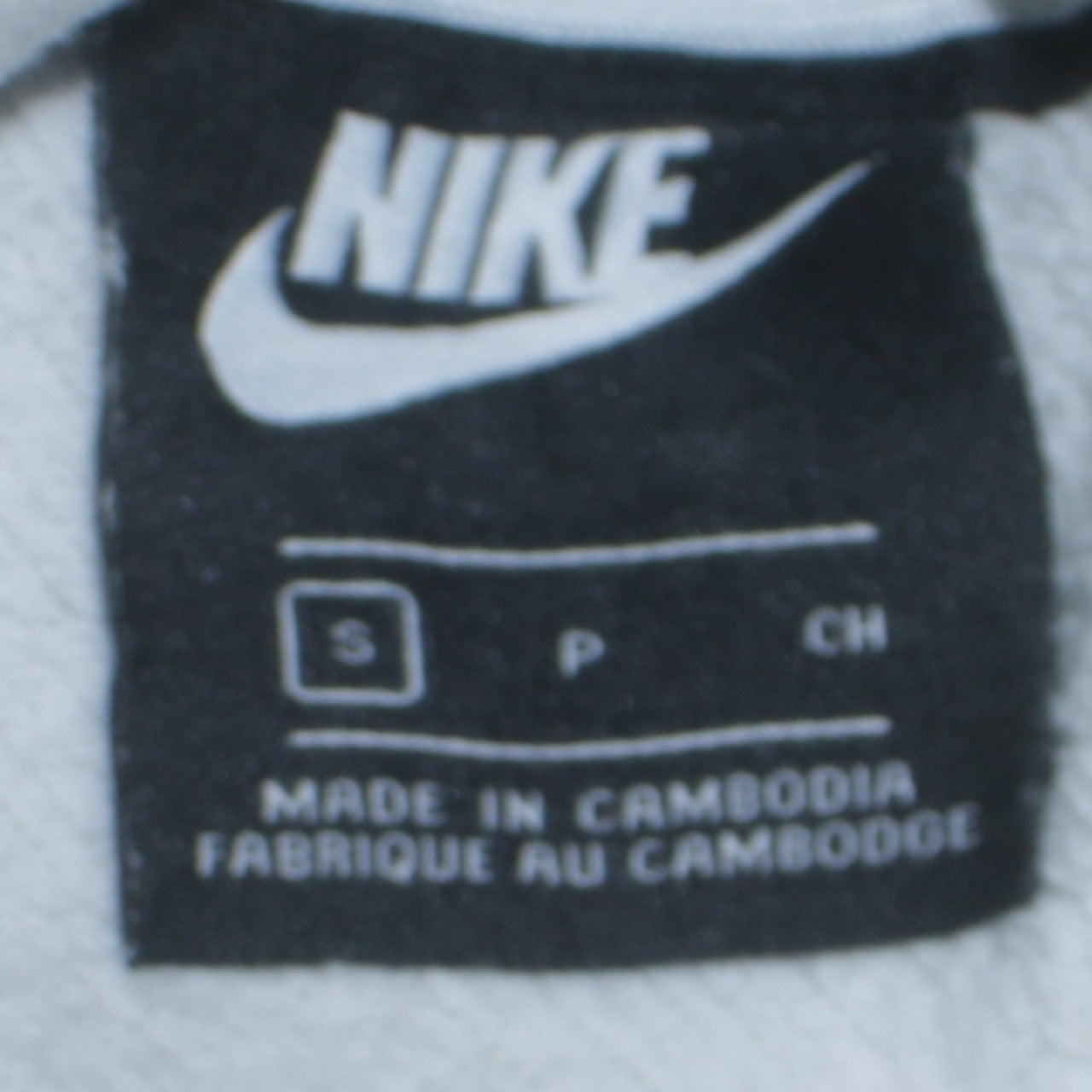 Nike Women's Grey Pullover Hoodie Small Logo Sweatshirt Classic Fit