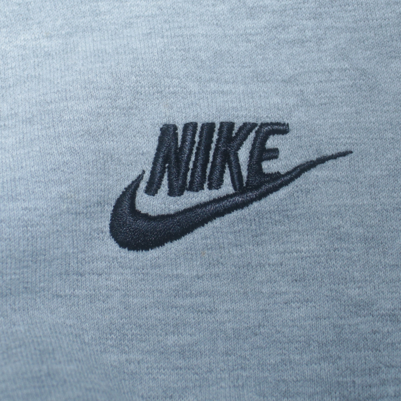 Nike Mens Grey Crew Neck Sweatshirt L Embroidered Logo Classic Style
