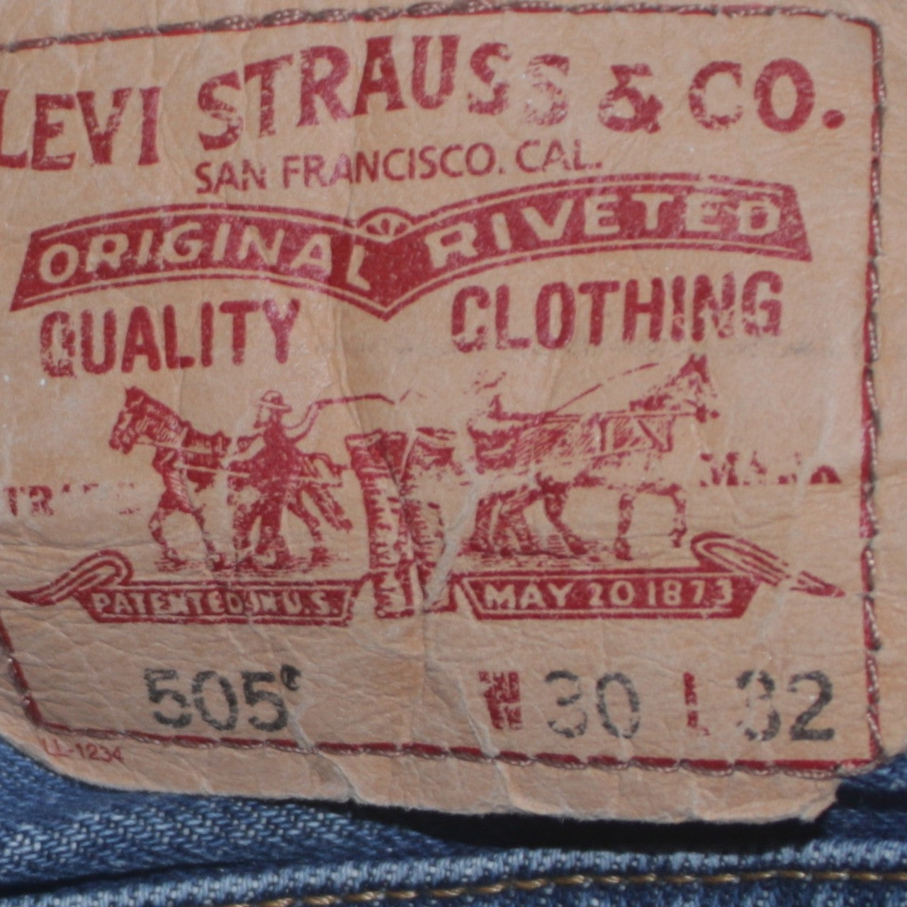 Levi's 505 Regular Fit Men's Blue 30x32 Straight Denim Jeans
