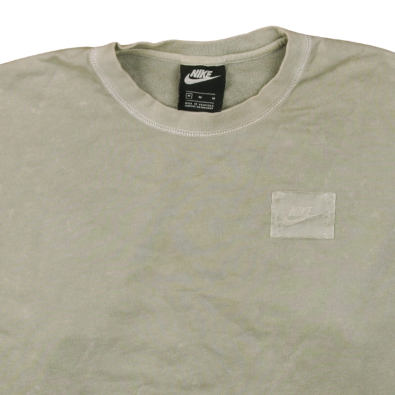 Nike Women's Beige Crew Neck Pullover Sweatshirt M Relaxed Fit