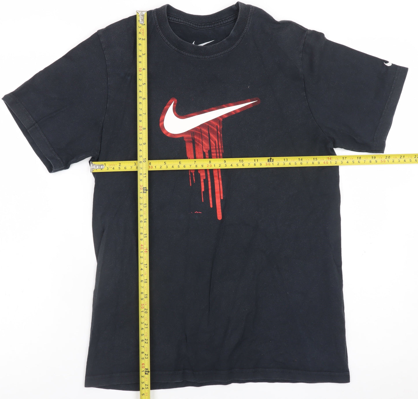 Nike Teens Black Red Drip Logo Graphic Short Sleeve Crew Neck T-Shirt L
