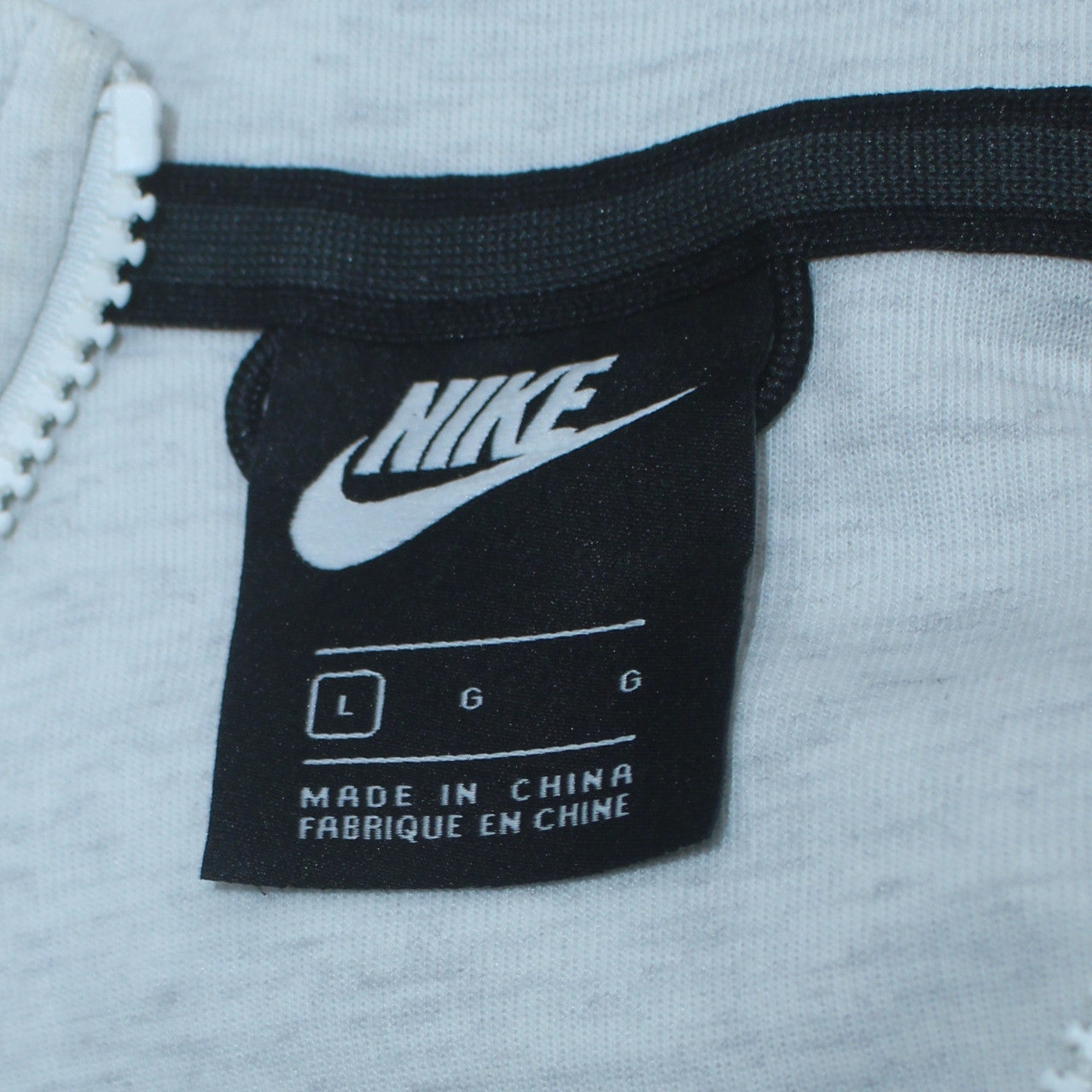 Nike Men's Grey Full Zip Hoodie L Regular Fit Lightweight