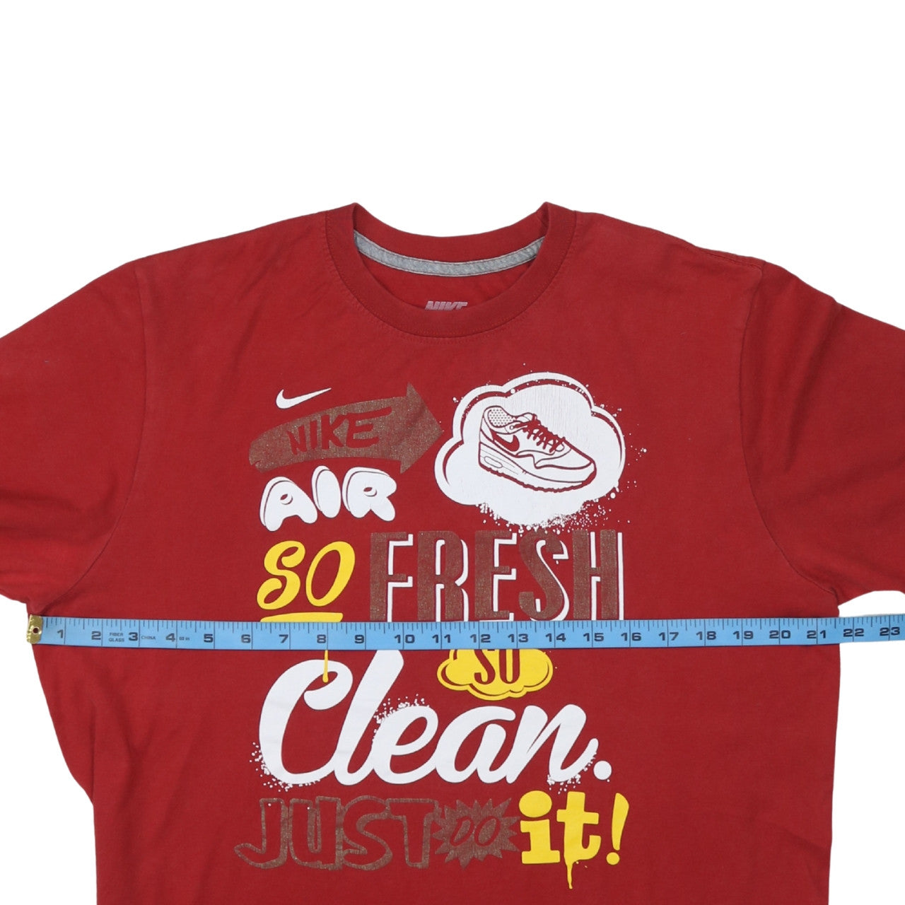 Nike Men's Red Graphic Sports T-Shirt L Regular Fit