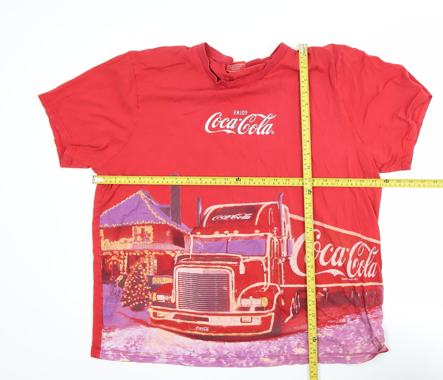Coca-Cola Men's Red Christmas Truck Graphic T-Shirt XL Cotton