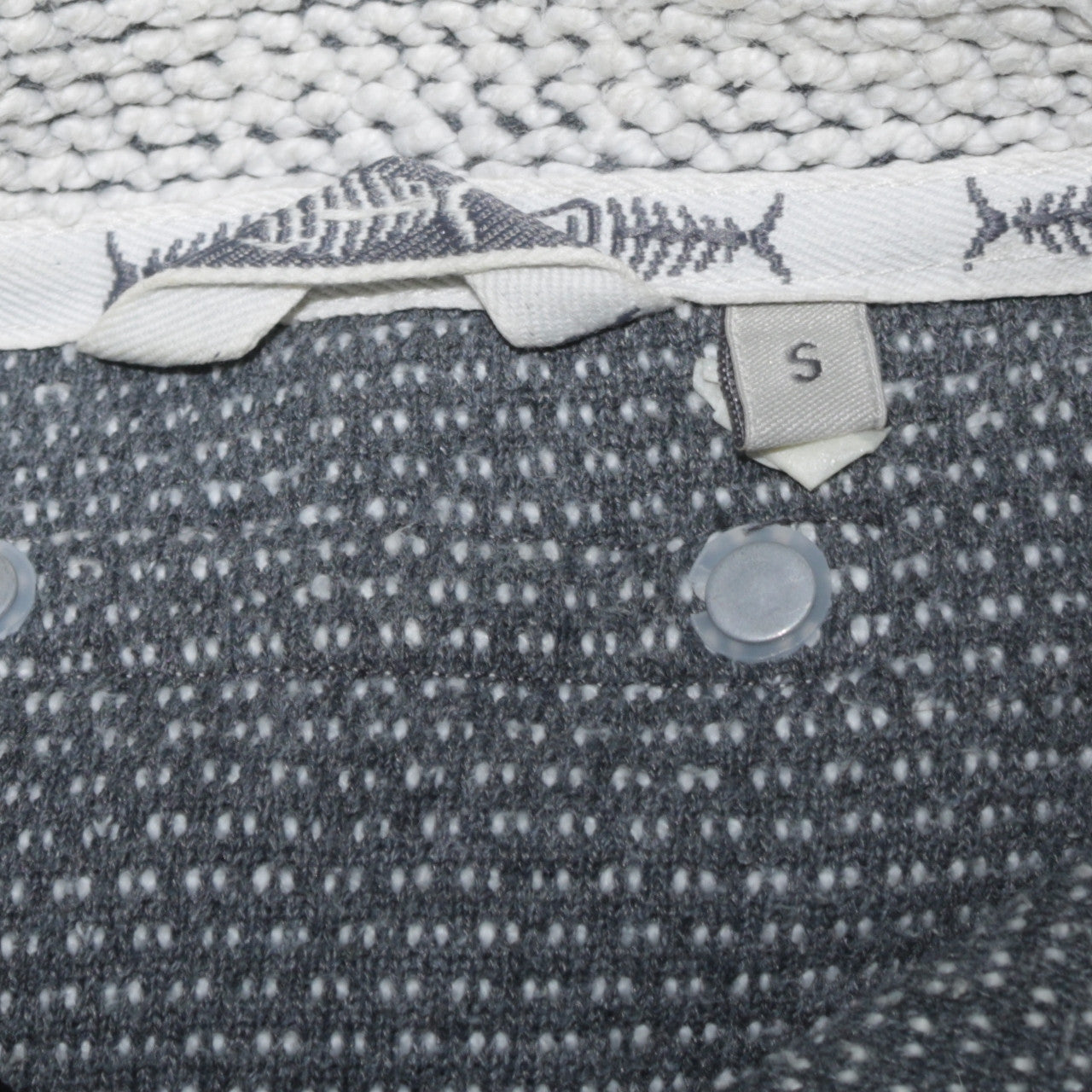 Weird Fish Men's Grey 1/2 Zip Knit Sweatshirt S Regular Fit