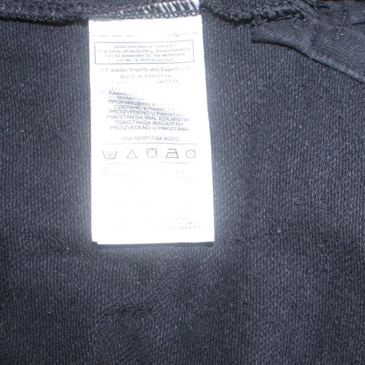 Adidas Boys Black Crew Neck Pullover Sweatshirt Size 13-14 Years