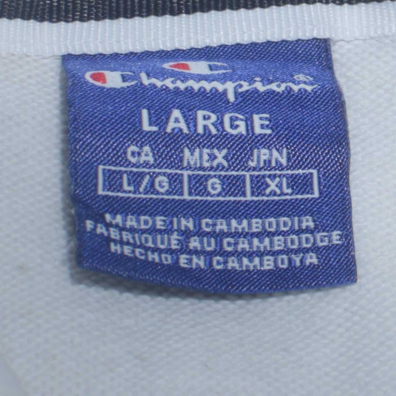 Champion Men's White Embroidered Pullover Hoodie Size L