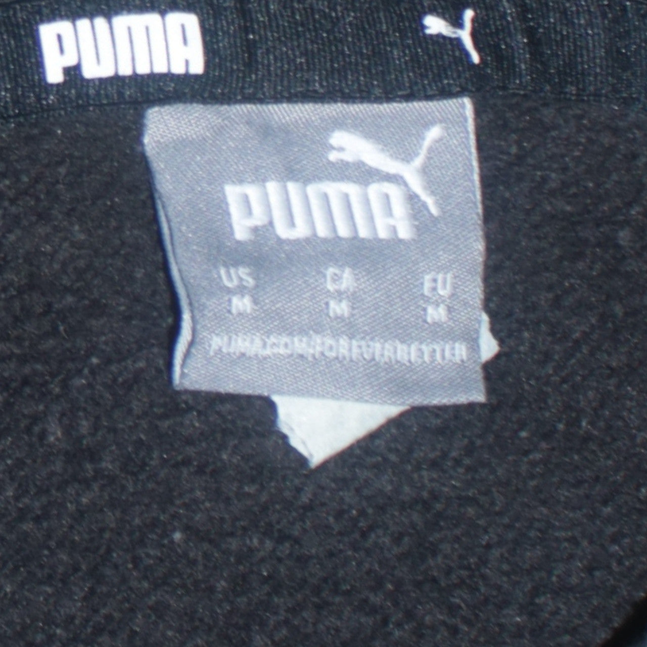 Puma Men’s Black Pullover Hoodie Medium Fleece Logo Sweatshirt