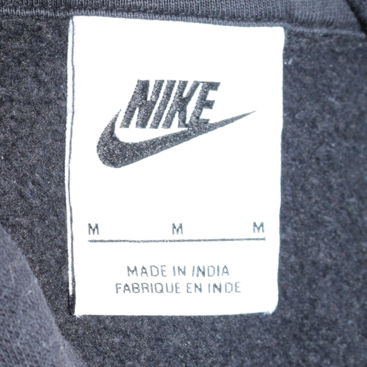 Nike Men’s Black Pullover Fleece Hoodie M Regular Fit Logo Design