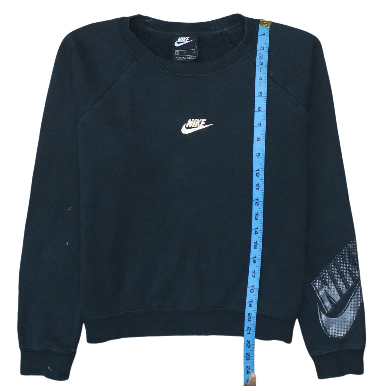 Nike Women's Black Small Pullover Sweatshirt Crew Neck Logo Print
