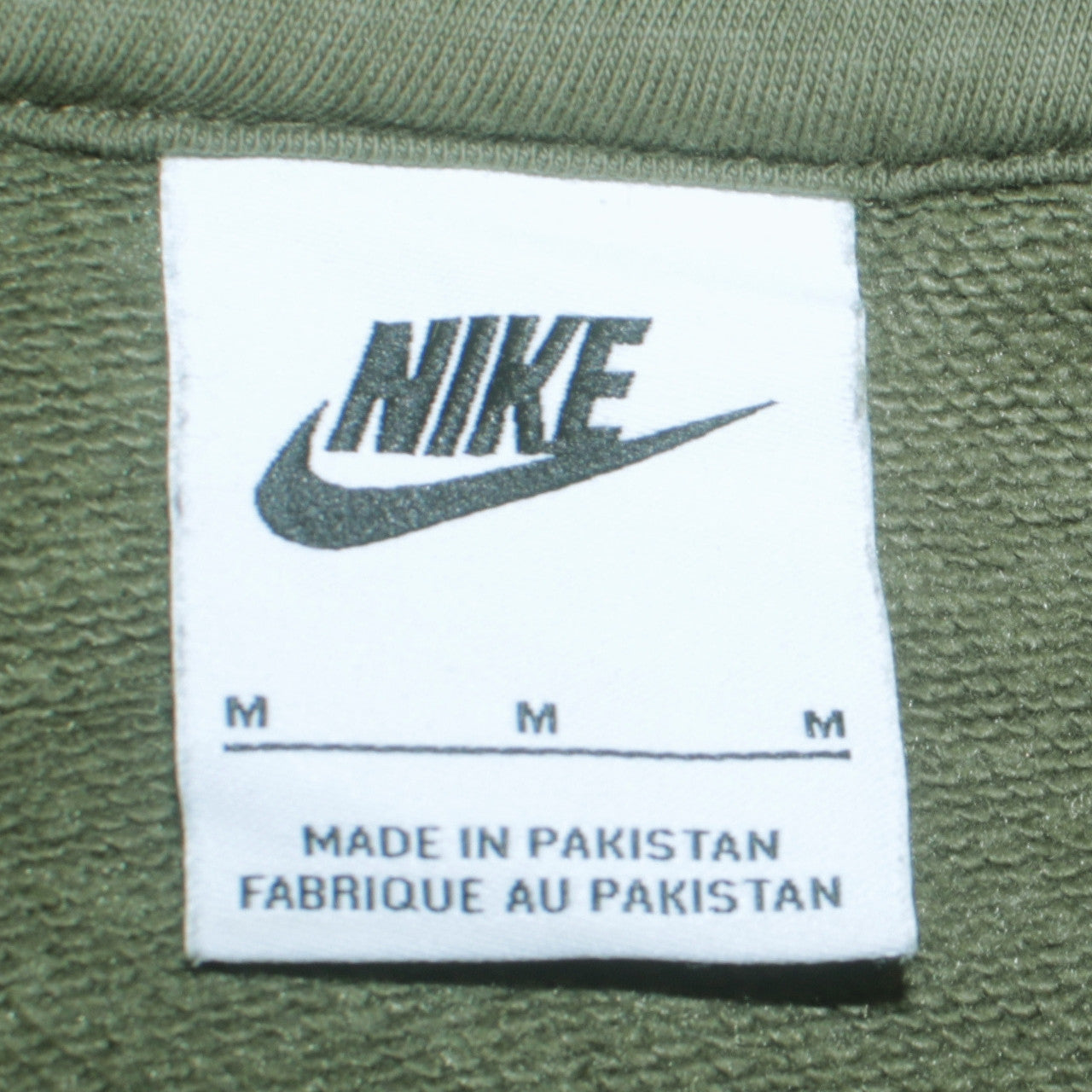 Nike Men's Green Pullover Hoodie Medium Graphic Logo Sportswear