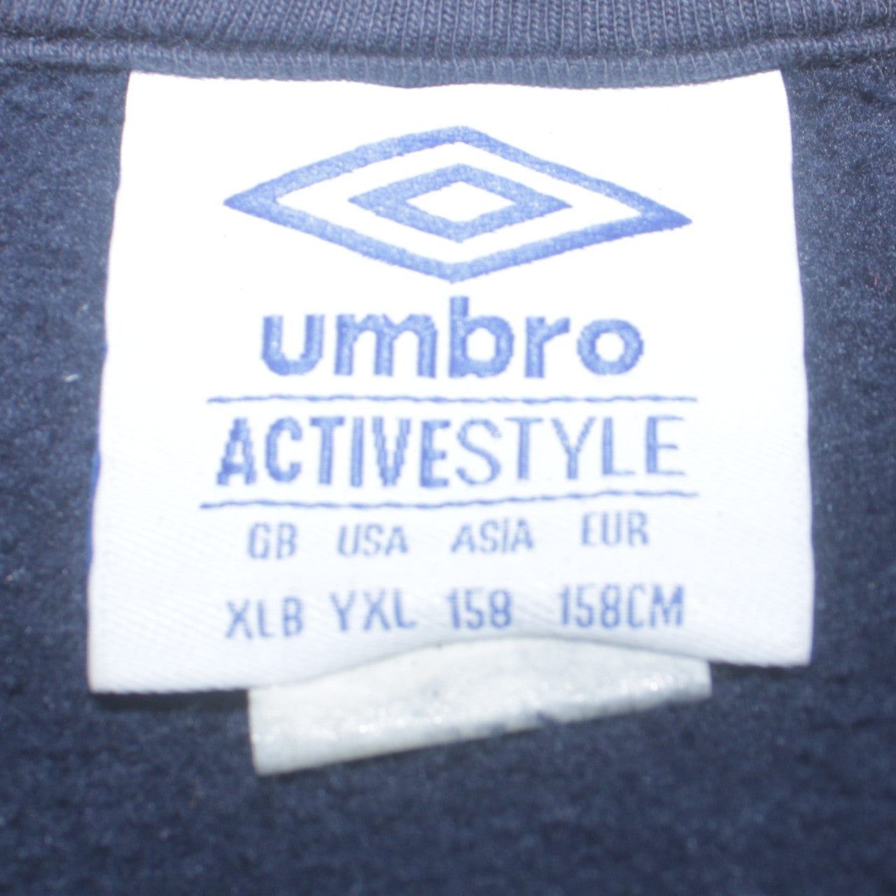 Umbro Boys Navy Blue Crew Neck Sweatshirt Size 158cm Cotton Blend