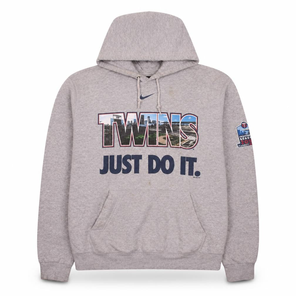 Front view of Nike men’s grey xl pullover hoodie twins just do it sports fleece
