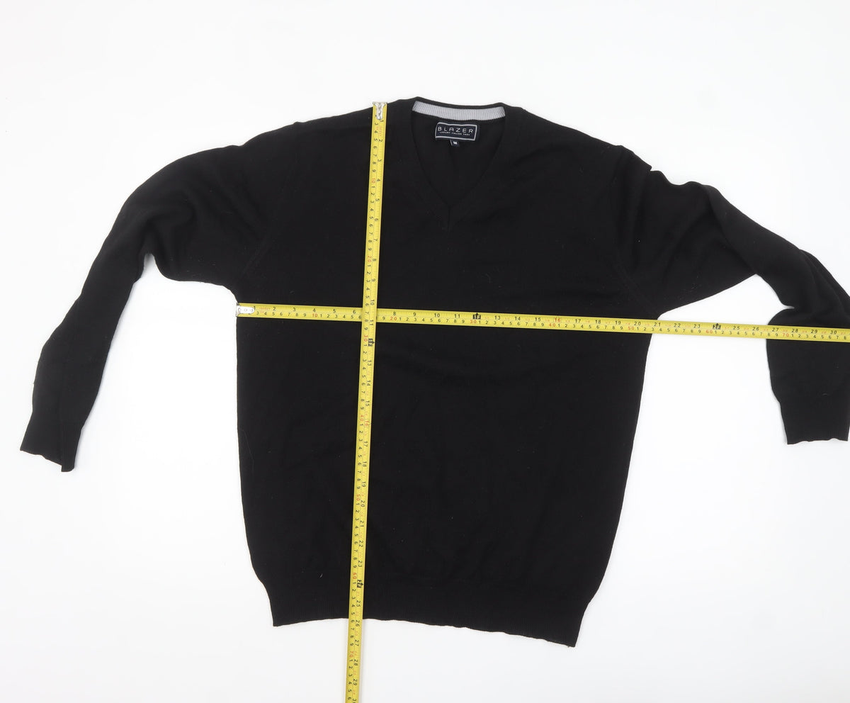 Close-up detail of Blazer Men's Black V-Neck jumper, size M, Classic Knit