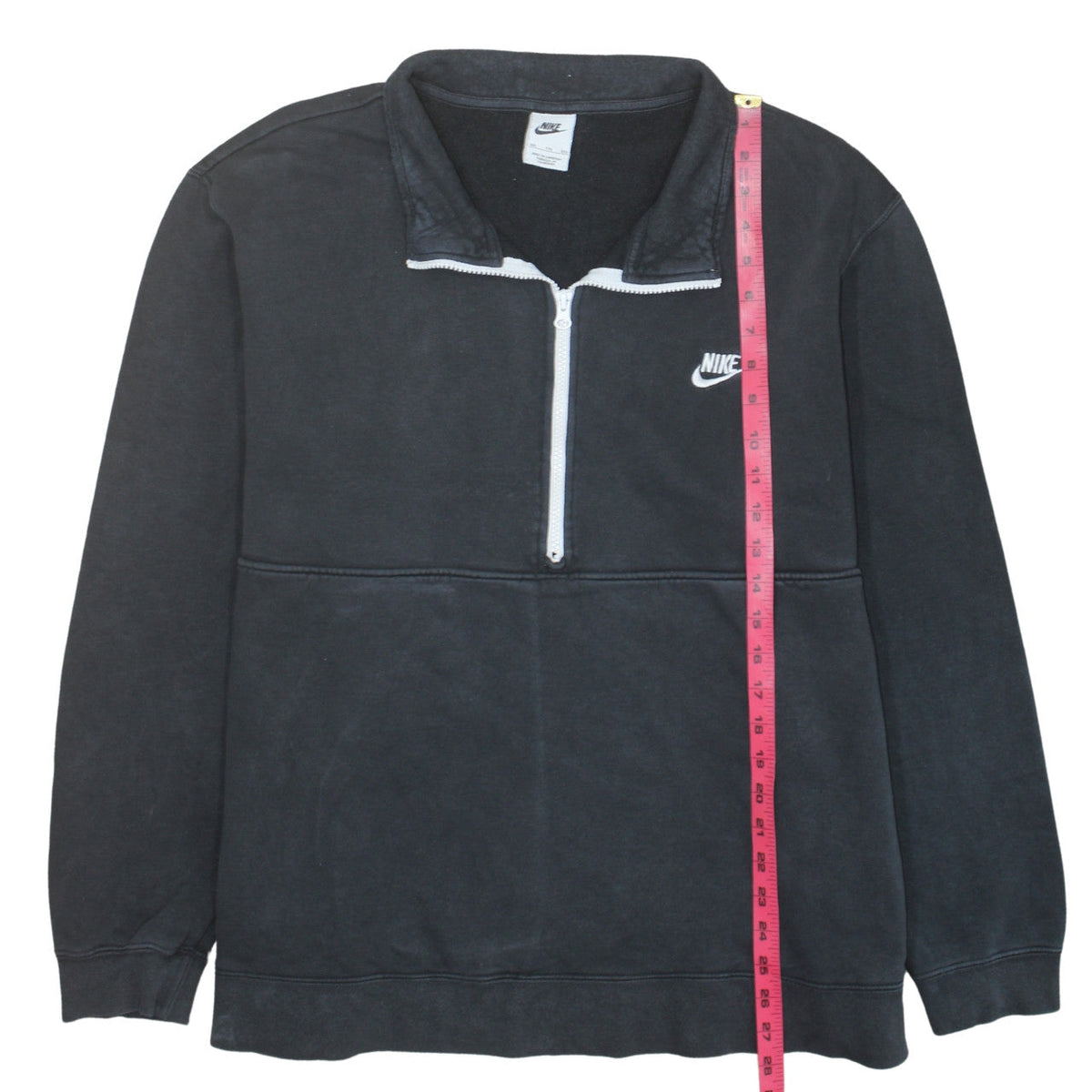 Close-up detail of Nike Men's Black 1/2 Zip Fleece Sweatshirt 2XL Regular Fit