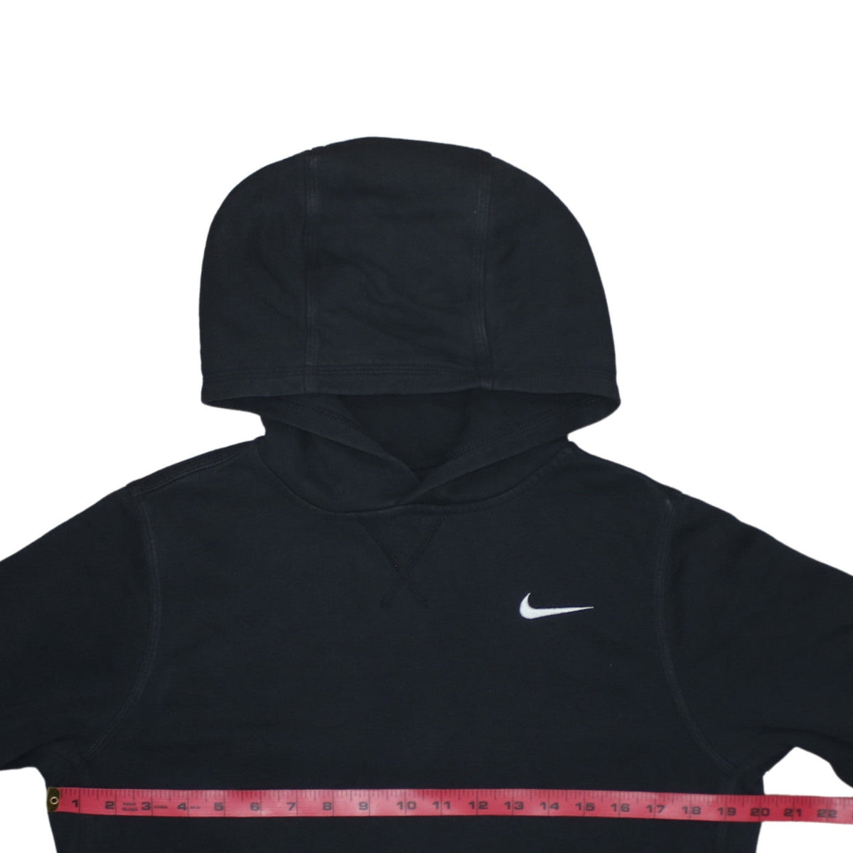 Close-up detail of Nike boys’ black xl pullover hoodie sweatshirt cotton blend fleece