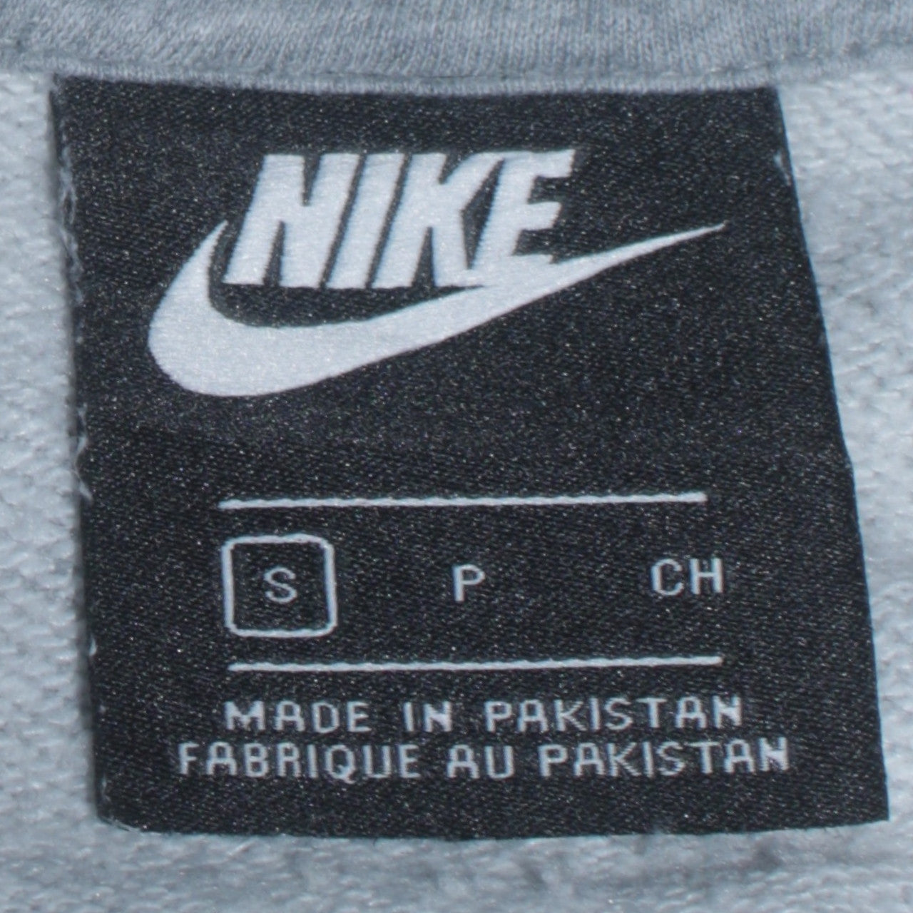Nike Men's Grey Pullover Hoodie Small Logo Regular Fit