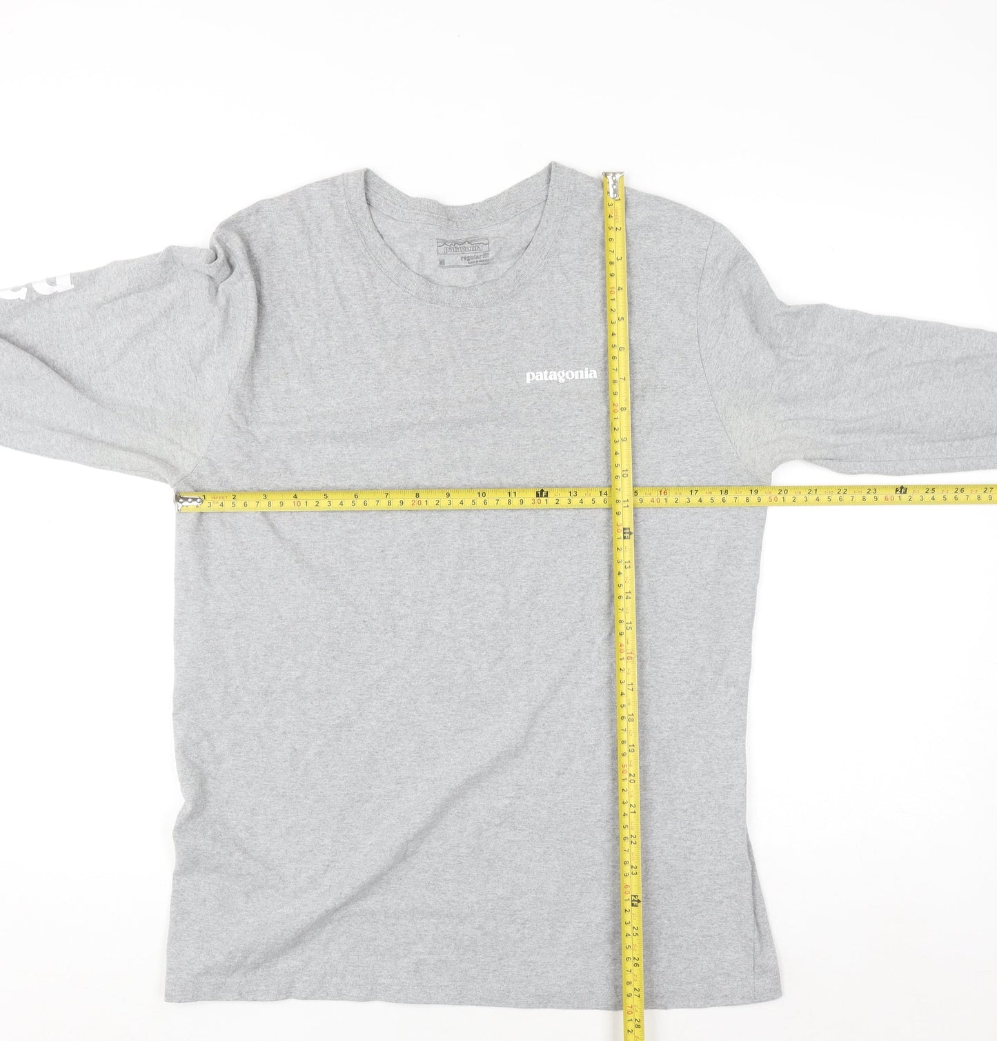 Patagonia Men's Grey Long Sleeve Regular Fit Cotton Top M